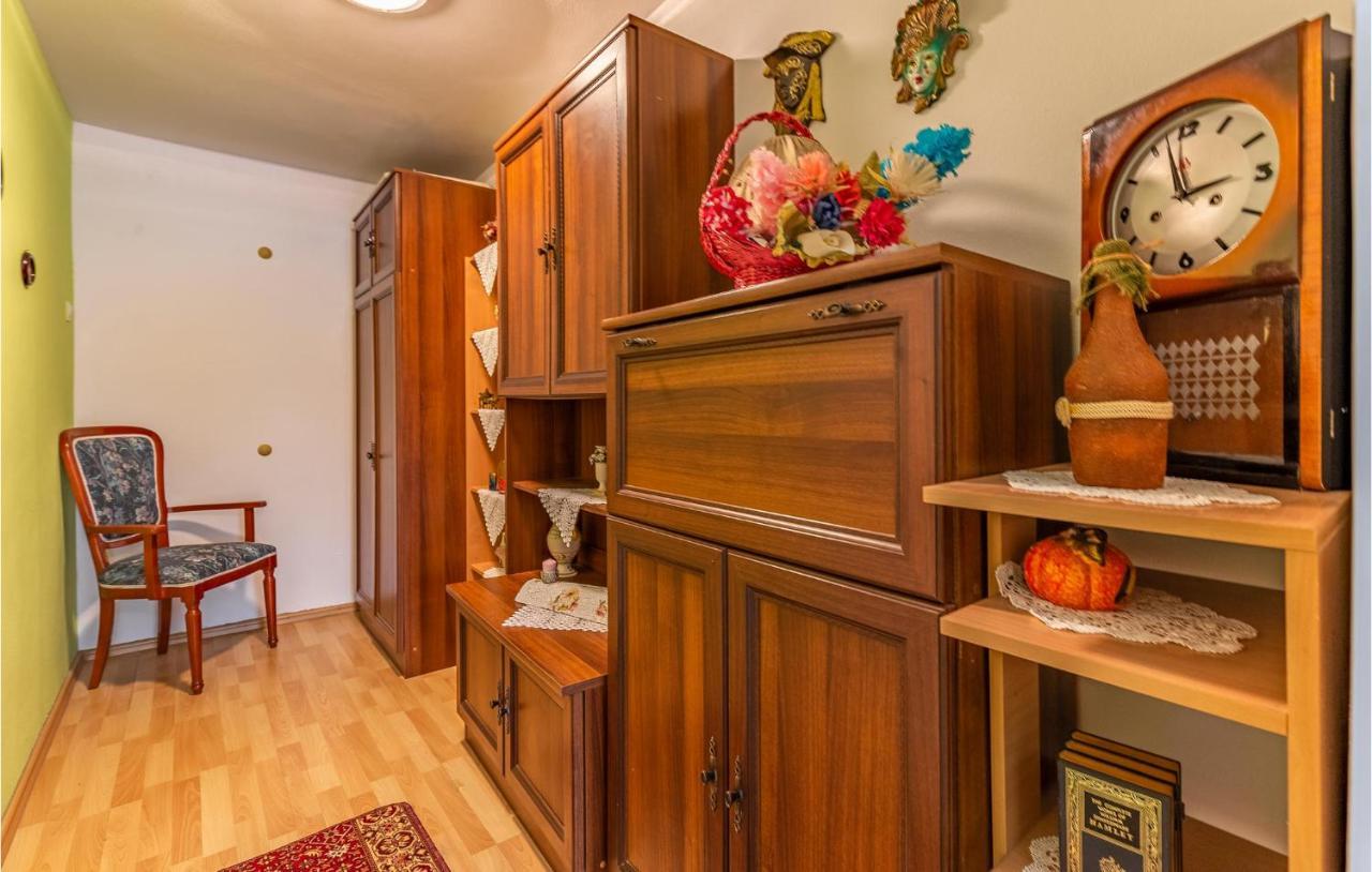 Nice Apartment In Premantura With Wifi Εξωτερικό φωτογραφία