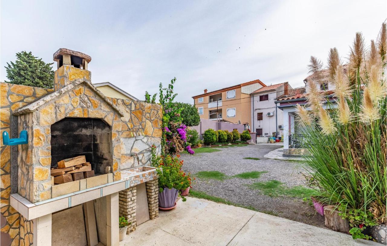 Nice Apartment In Premantura With Wifi Εξωτερικό φωτογραφία